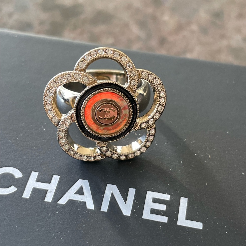 Chanel camellia camelia crystal ring hologram logo center - Picture 3 of 15
